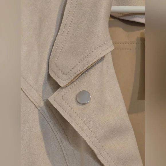 Philosophy Cream Faux Leather Suede Jacket Size Large NWT - Picture 4 of 12